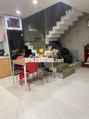 Cần bán gấp Nhà 5 tầng gần Chợ Bà Chiểu