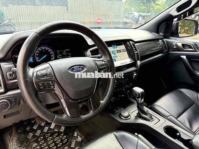 Ford Everest 2018 Titanium 2.0L 4x4 AT - 90000 km