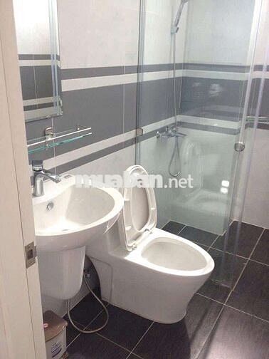 CHO THUÊ CHDV FULL NỘI THẤT BAN CÔNG TẠI QUẬN 1