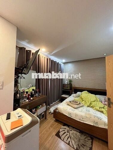 Cần bán gấp Nhà 5 tầng gần Chợ Bà Chiểu