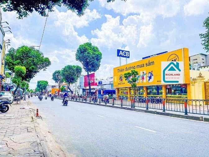 Cho Thuê Nhà Mặt Tiền: Quang Trung, P10, Gò Vấp, TPHCM _DT:1.300m2