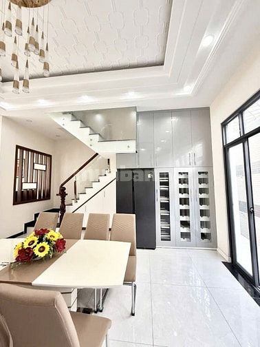 Nhà đẹp 4 tầng, 6.4m x 13m (80m2), Huỳnh Tấn Phát (Nhà Bè), nhỉnh 8 tỷ