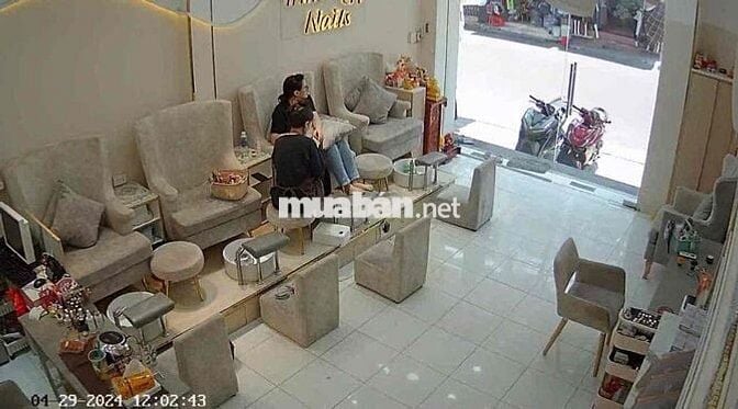 CHO THUÊ GÓC 2MT ĐƯỜNG TRẦN KHẮC CHÂN - VIEW BỜ SÔNG TRƯỜNG SA QUẬN 1