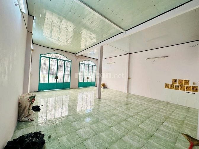 Bán gấp nhà diện tích lớn 7m, MTKD Khuông Việt Quận Tân Phú