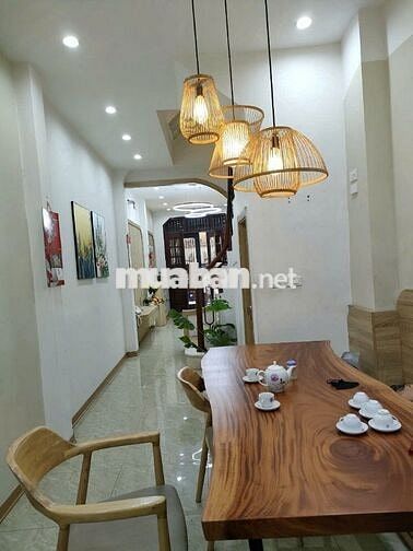NGHĨA ĐÔ NHÀ PHÂN LÔ 2 Ô TÔ TRÁNH- DT 44M