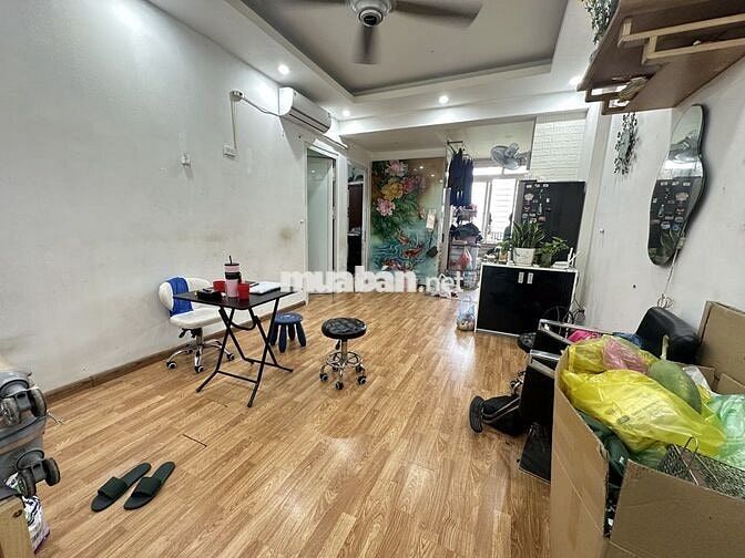 Siêu hiếm: Chung cư Nam Trung Yên 50m², lô góc 2 ngủ, giá chỉ 4.25 tỷ