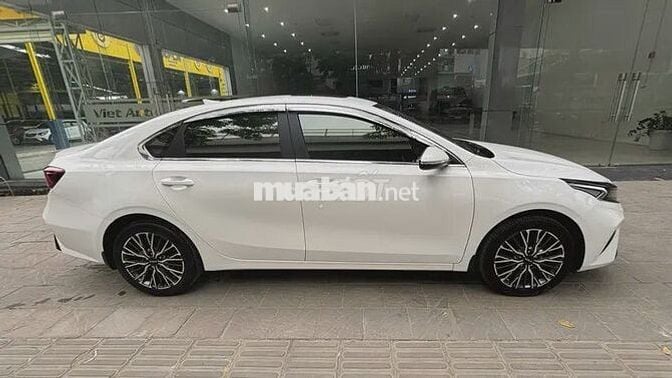 Kia K3 2022 Premium 2.0 AT - 38000 km