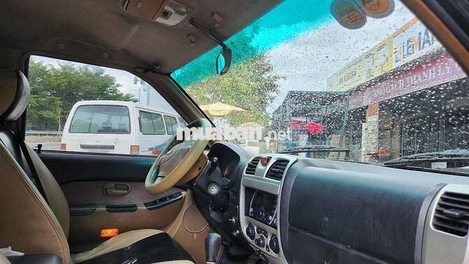 Kiểu dáng Toyota Prado siêu rộng giá rẻ