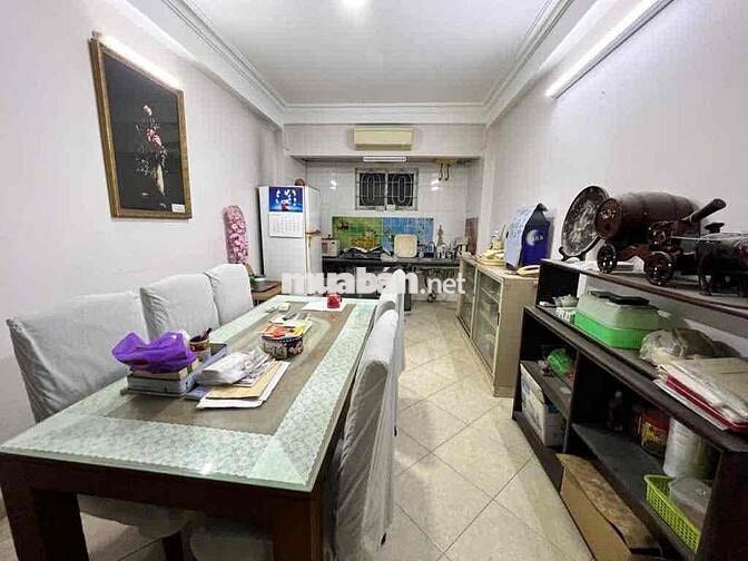 Mặt phố Tân Ấp, mặt ngõ sau 3 gác, 42.5m2, 4 tầng, 12.3 tỷ