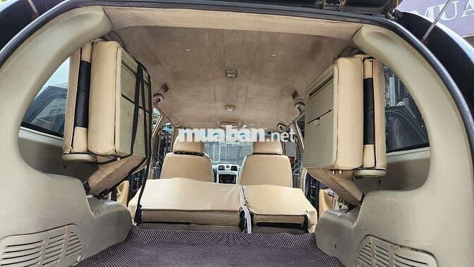 Kiểu dáng Toyota Prado siêu rộng giá rẻ