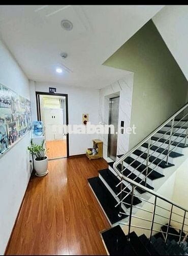 Tôi cần bán nhà 5tầng thang máy,mặt ngõ vỉahè ôtô chánh đỗ kinh doanh