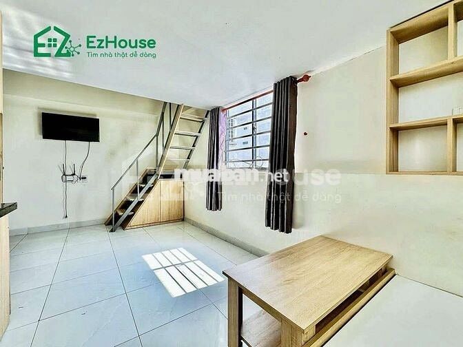 DUPLEX CAO CẤP - GÁC CAO - PHÒNG LỚN - GẦN SÁT ĐẠI HỌC VĂN HIẾN