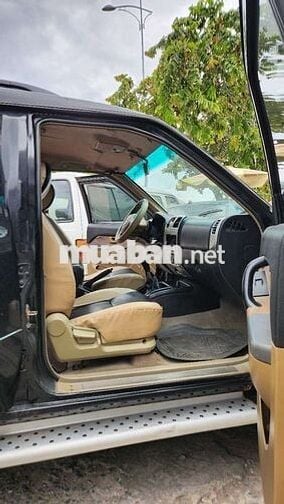 Kiểu dáng Toyota Prado siêu rộng giá rẻ