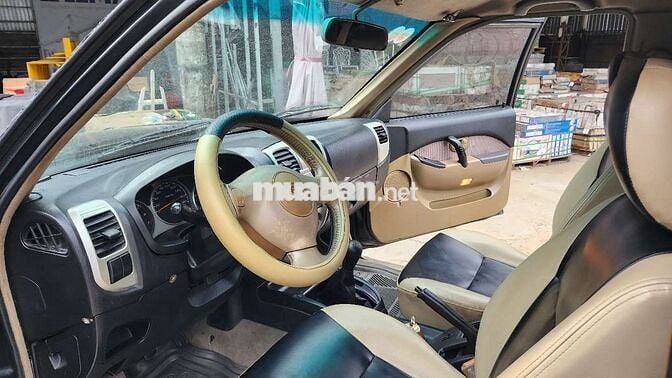 Kiểu dáng Toyota Prado siêu rộng giá rẻ