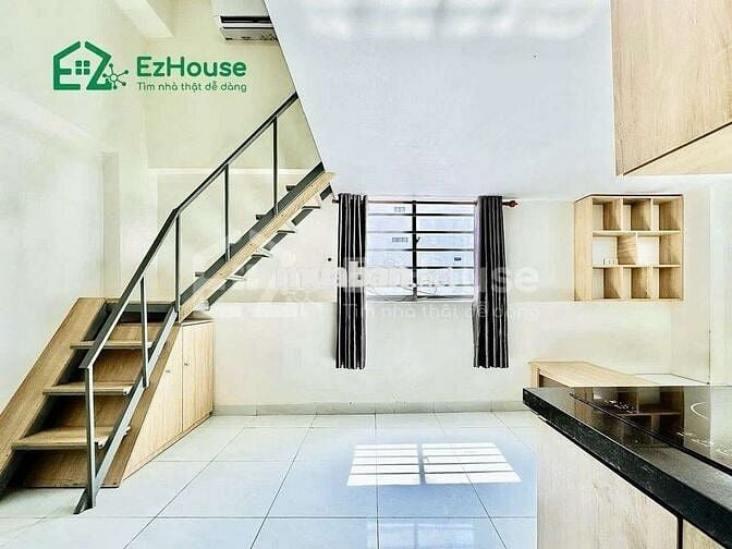 DUPLEX CAO CẤP - GÁC CAO - PHÒNG LỚN - GẦN SÁT ĐẠI HỌC VĂN HIẾN