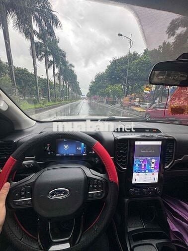 Ford Everest 2024 Ambiente 2.0L 4x2 AT - 40000 km