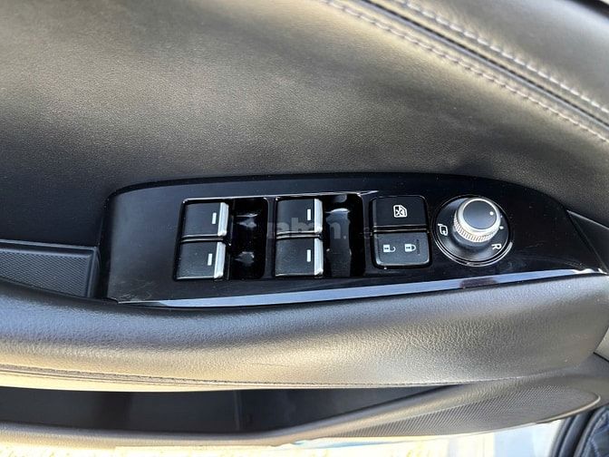 Mazda 6 2.0 Premium 2023 - Chủ giữ xe kỹ- Xe còn bảo hành - Uy tín