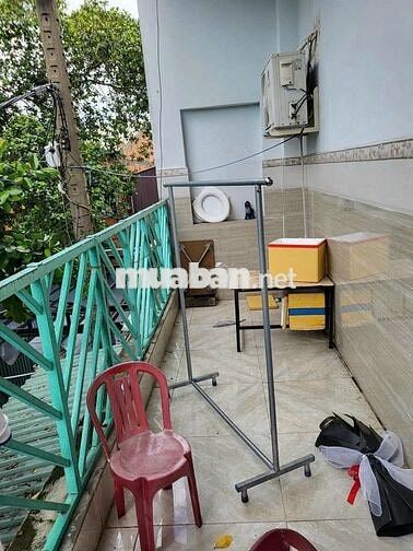 Cô Hoa Cần Bán dãy trọ 250m2, Giá 1ty250tr, Gần Chợ Bình Chánh