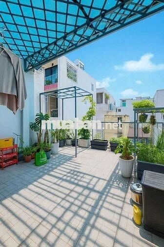 Cho thuê nhà nguyên căn. Đường Phạm Văn Hai.Phường 5. Quận Tân Bình