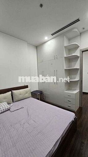Cho thuê Căn hộ khu VIP, 1 ngủ +, bến xe buýt , riêng tư, nội thất 5*
