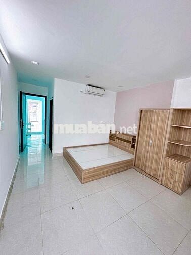 SIÊU PHẨM CĂN HỘ STUDIO TÁCH BẾP CÓ BAN CÔNG NỘI THẤT CƠ BẢN