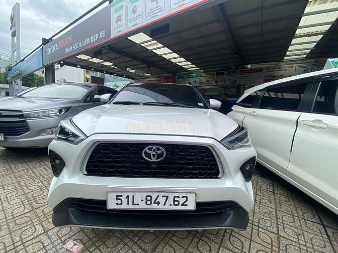 Toyota Yaris Cross 2025 1.5 D-CVT - 2766 km 2025