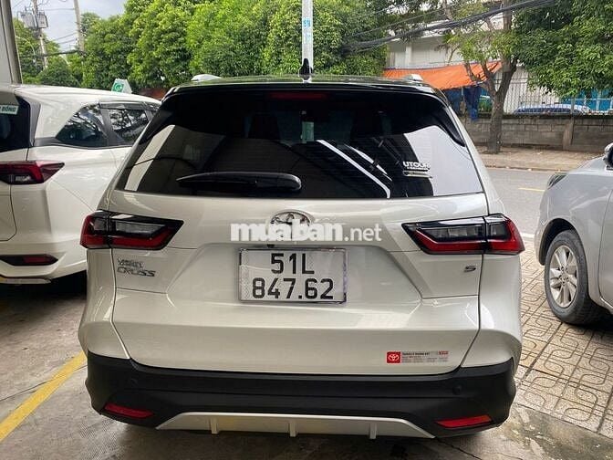 Toyota Yaris Cross 2025 1.5 D-CVT - 2766 km 2025