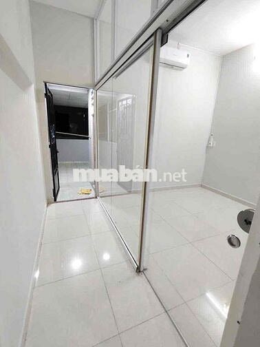 HXH 3pn3wc nhà mới kèm 3 máy lạnh hẻm thống nhất P10