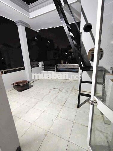 HXH 3pn3wc nhà mới kèm 3 máy lạnh hẻm thống nhất P10