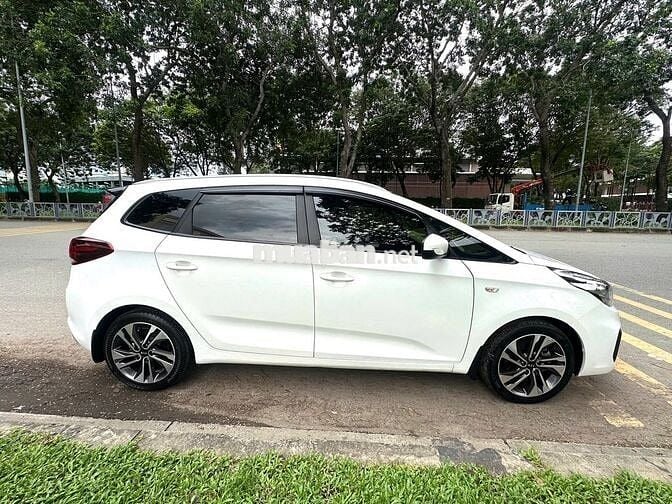 Bán xe Rondo 2020 bản full, xe cực đẹp, giá rẻ