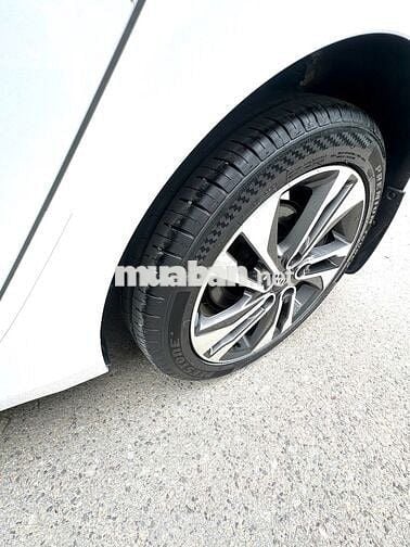 Bán xe Rondo 2020 bản full, xe cực đẹp, giá rẻ