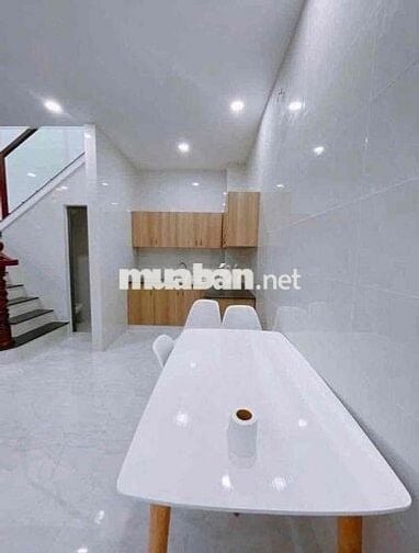CHO THƯE NHÀ HẺm 25 NGUYỄN VĂN LINH