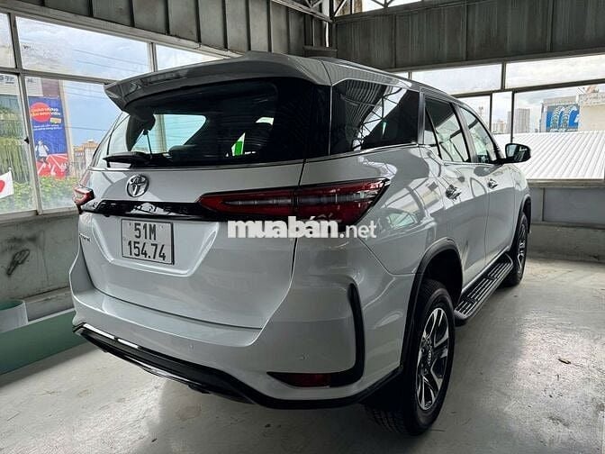 Toyota Fortuner Legender 2025 - 10 km