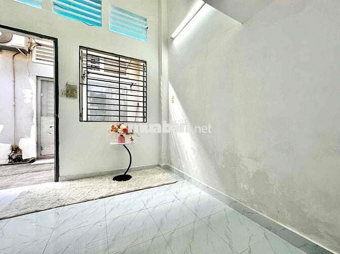PHÒNG TRỌ GIÁ RẺ ngay CAO ĐẲNG FPT - CÔNG VIÊN PHẦN MỀM