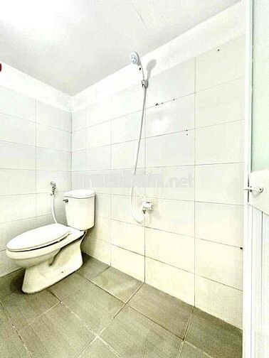 PHÒNG TRỌ GIÁ RẺ ngay CAO ĐẲNG FPT - CÔNG VIÊN PHẦN MỀM