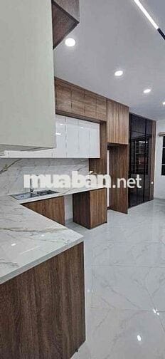GIẢM 300TR! Xuân Thuỷ_Cầu Giấy_35m2_6 Tầng Thang Máy_ Ngõ Thông Phố