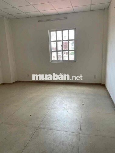 Cho thuê nhà mặt tiền Nguyễn thị Thập, gần chơTân Mỹ , khu vực sầm uất
