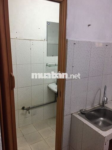 Cho thuê nhà nguyên căn 23m²  số 8 tập thể đài phát thanh Mễ Trì 2tr8