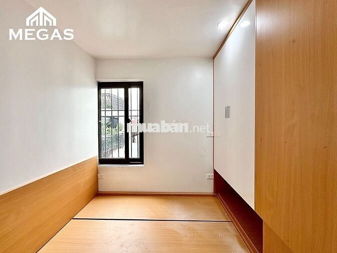CĂN HỘ 2N1K MỚI ĐẸP CỬA SỔ THOÁNG NGAY ĐH THƯƠNG MẠI - THE GARDEN