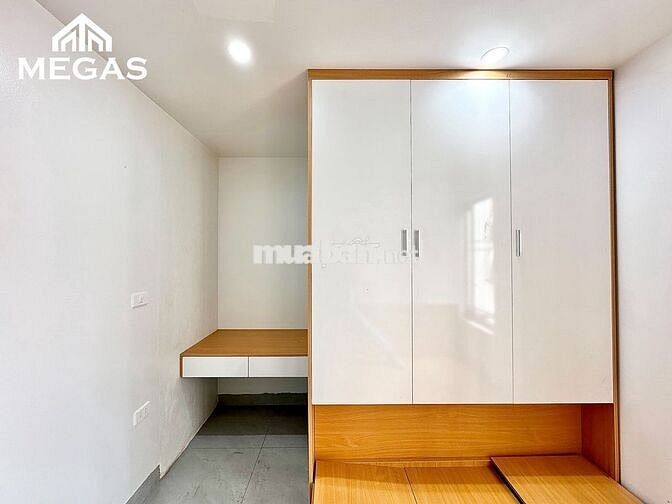 CĂN HỘ 2N1K MỚI ĐẸP CỬA SỔ THOÁNG NGAY ĐH THƯƠNG MẠI - THE GARDEN