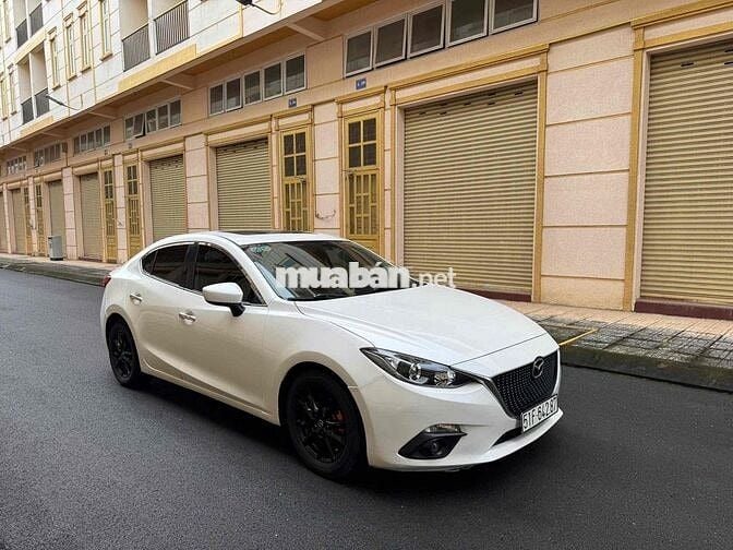 Mazda 3 2016 1.5 AT Sedan - 92000 km