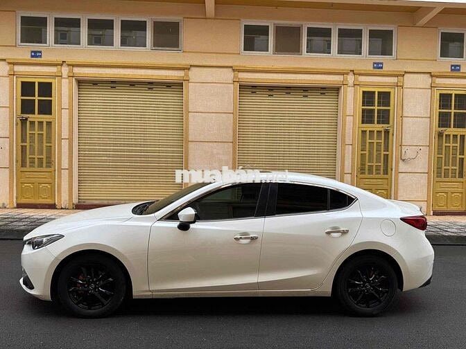 Mazda 3 2016 1.5 AT Sedan - 92000 km