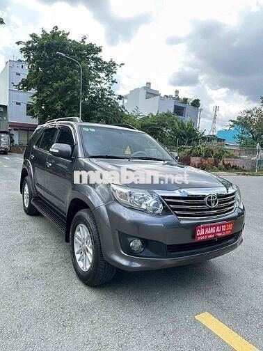 Toyota Fortuner 2015 2.7V 4x2 AT -