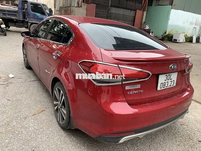 Kia Cerato 2018 1.6 MT - 8901 km