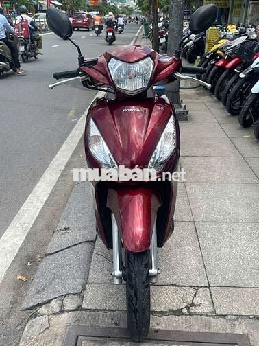 Honda vision 2018 mới 90% Bstp chính chủ