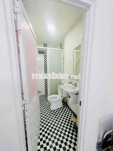nhà trọ full nt giá rẻ gần hutech điện biên phủ đi bộ được tới trường