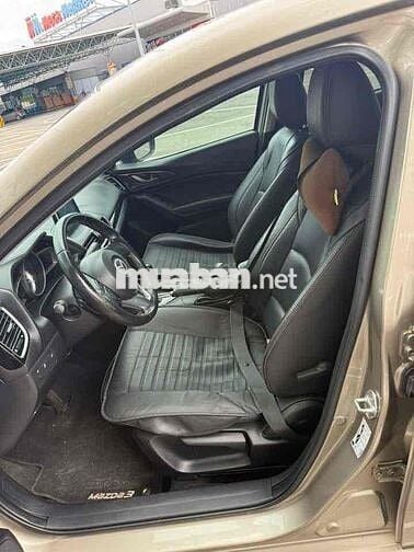 Mazda 3 2015 1.5 AT Sedan - 80000 km