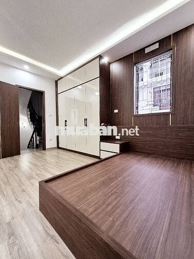 🏠NHỈNH 7 TỶ - 30M2 - NHÀ DÂN XÂY 5 TẦNG - TT ĐỐNG ĐA - 1 NHÀ RA Ô TÔ
