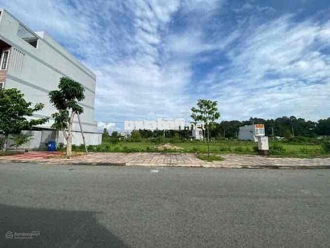 Tôi chính chủ cần bán gấp lô 105m2, giá 2tỷ, tại KDC An Thuận, sổ sẵn