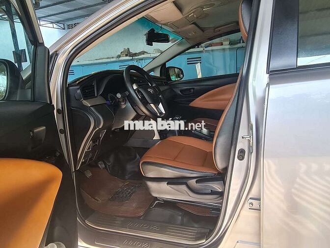 Siêu cọp Toyota innova 2020 số sàn xuất sắc